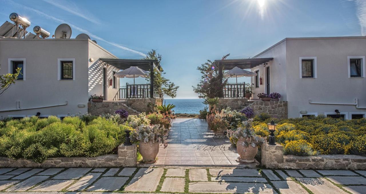 Magnolia Apartments And Studios Фаласарна Экстерьер фото