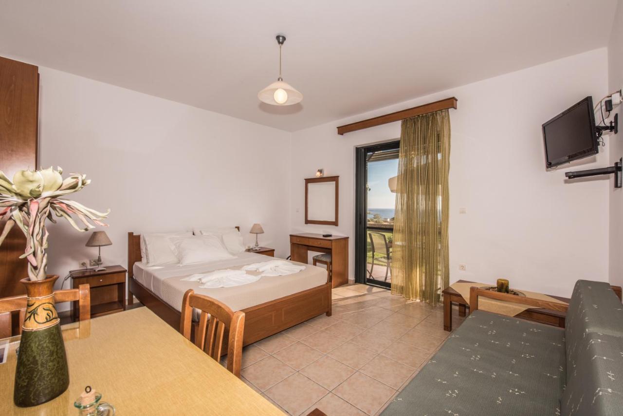 Magnolia Apartments And Studios Фаласарна Экстерьер фото